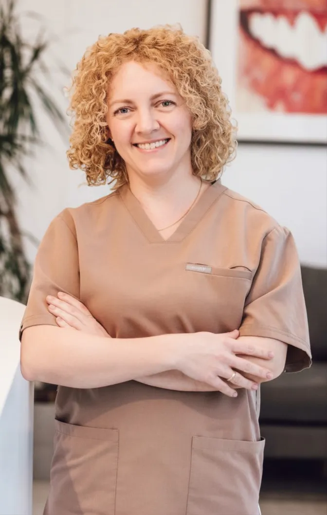 lek. dent. Aleksandra Sobczuk – dentysta Dentiq Kraków
